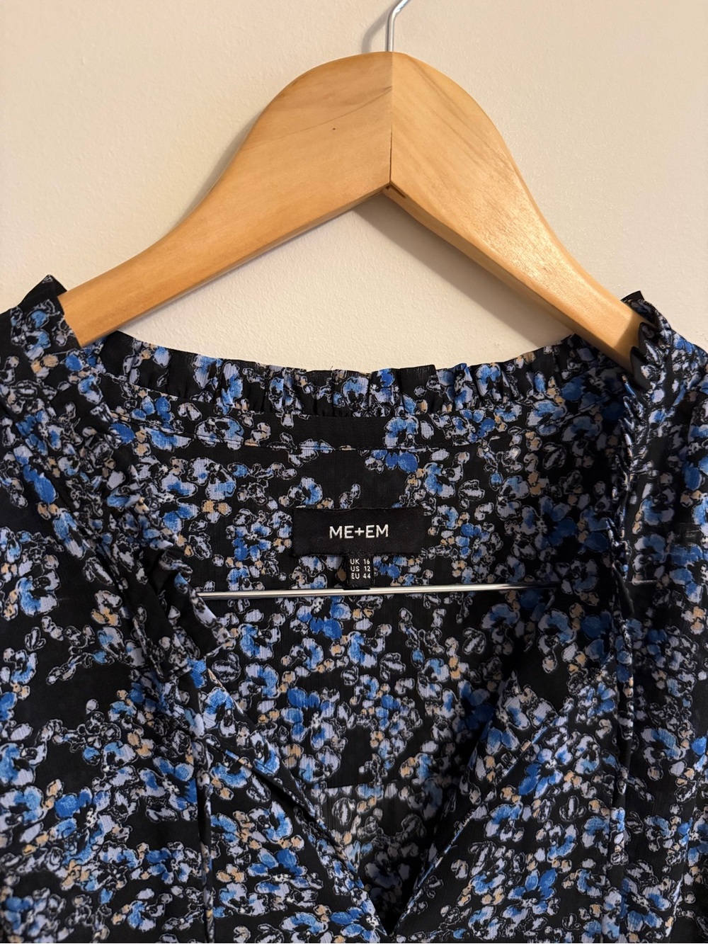 ME + EM SHORT FRILL DRESS - Picture 6 of 11